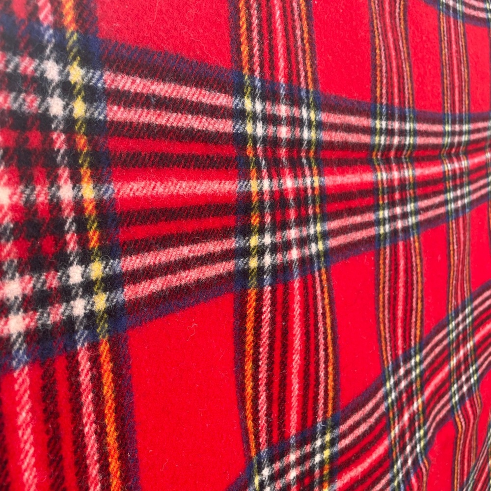 Faribo Pure Wool Faribault Woolen Mill Co. Tartan Throw with Fringes - Picture 7 of 7